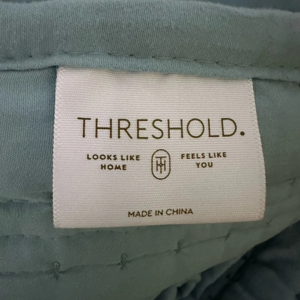 Threshold light teal blue, full/queen velveteen coverlet